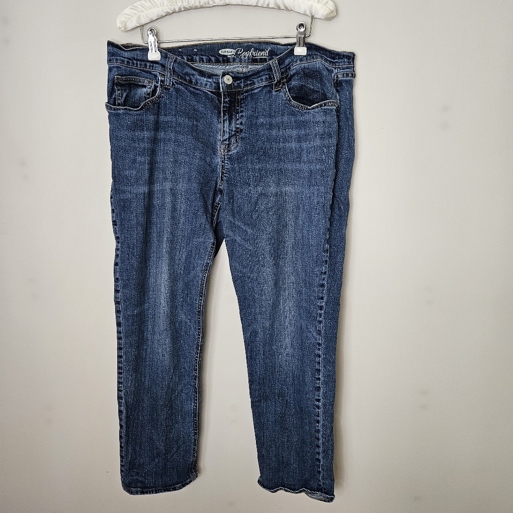 Old Navy Blue Jeans Boyfriend Comfy Straight Cropped Casual Neutral Classic